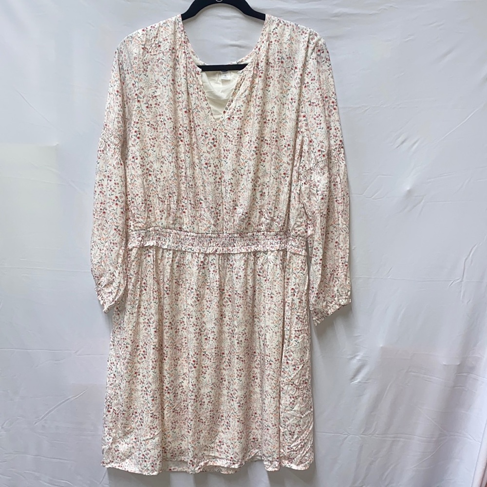 Old Navy Extra Large Flower Dress